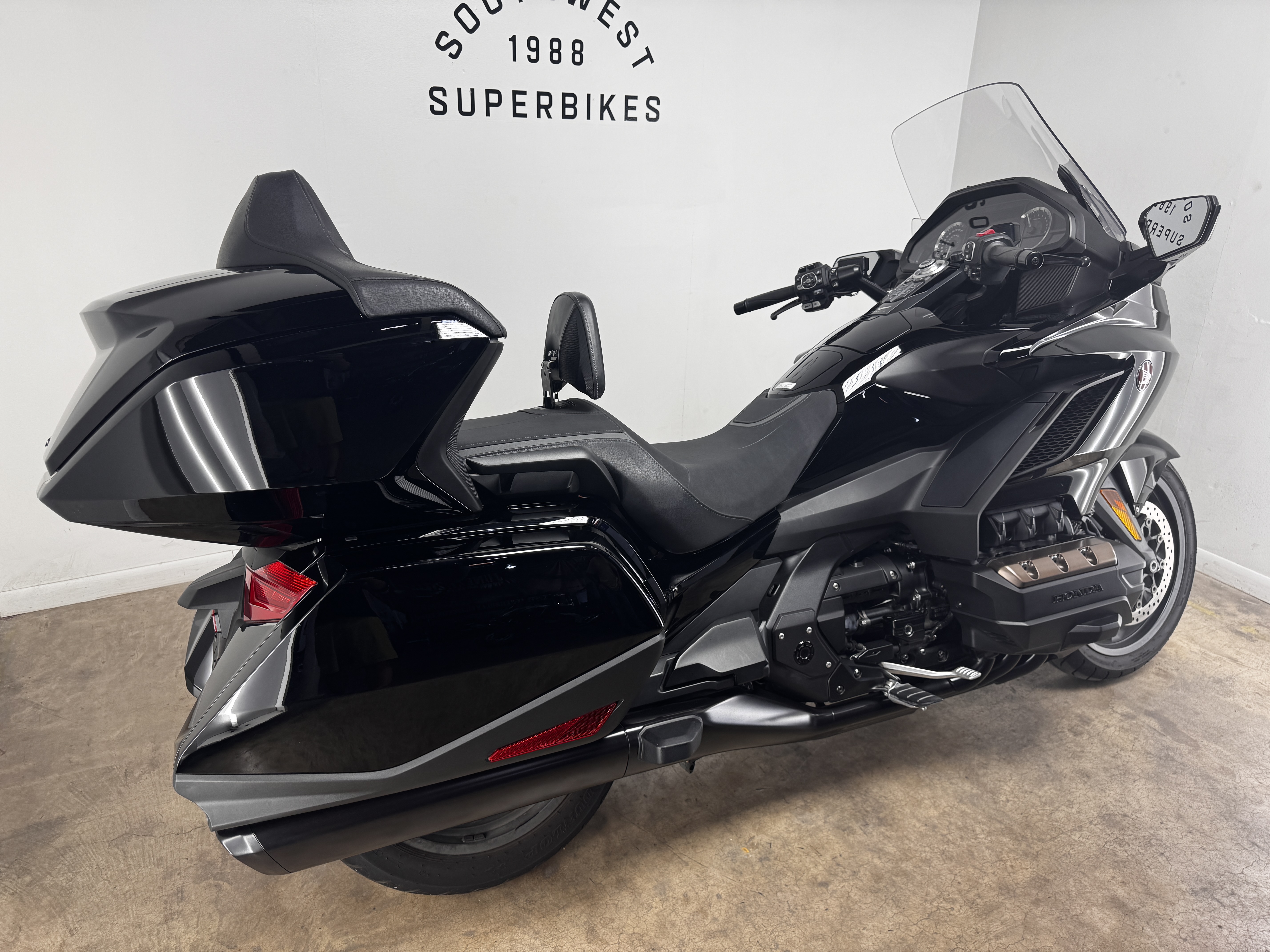2023 Honda Gold Wing Tour GL1800T Motorcycle