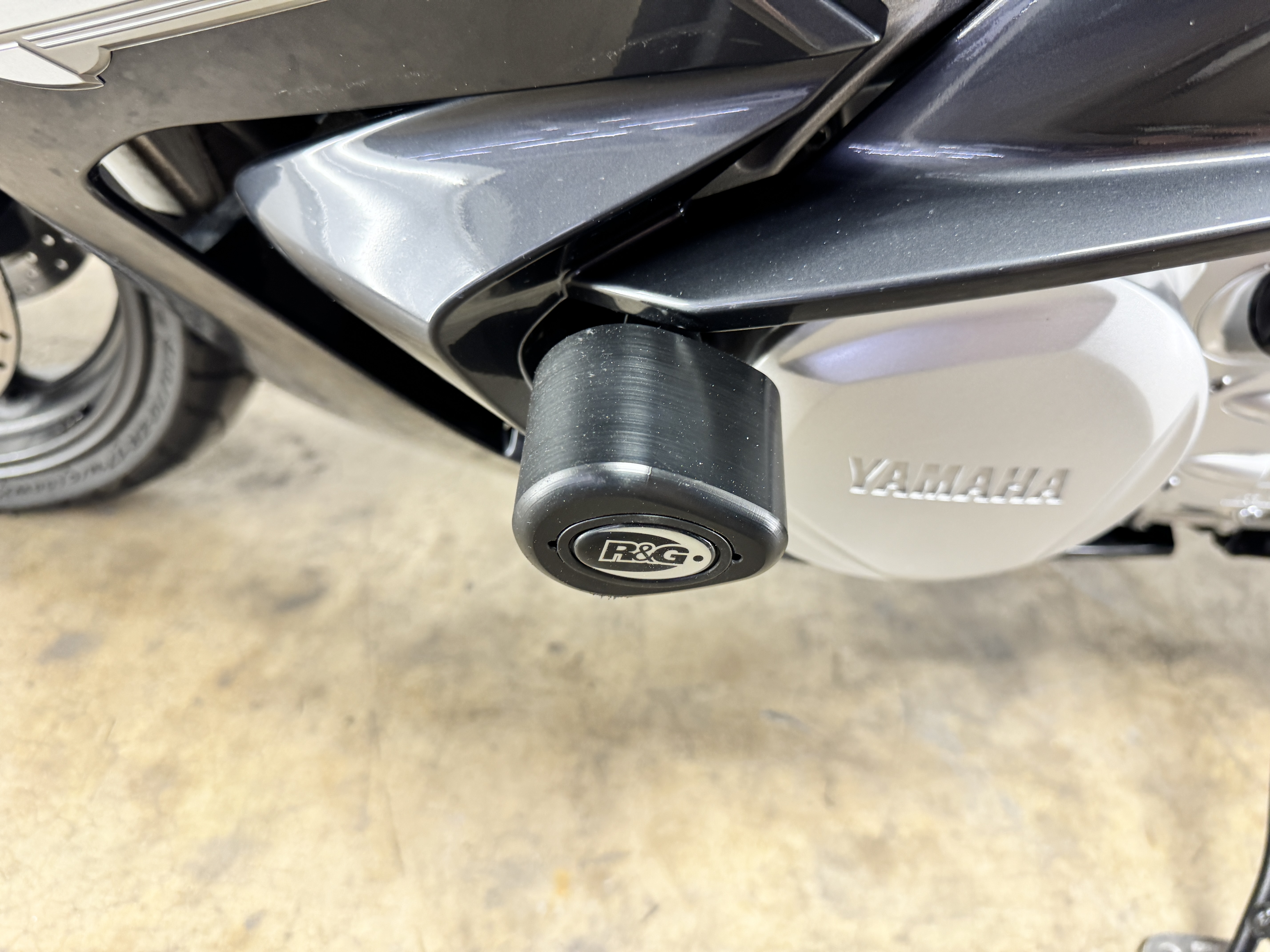 2015 Yamaha FJR1300A Motorcycle